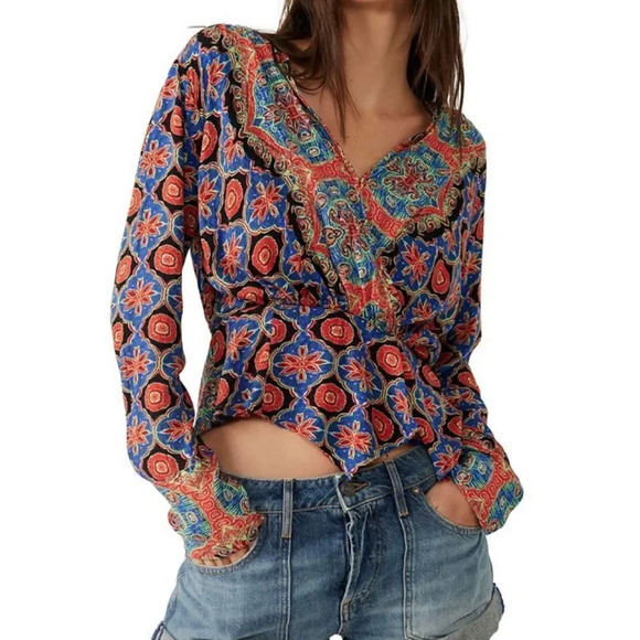 NEW Falling For You Top by FREE PEOPLE - Picture 3 of 7